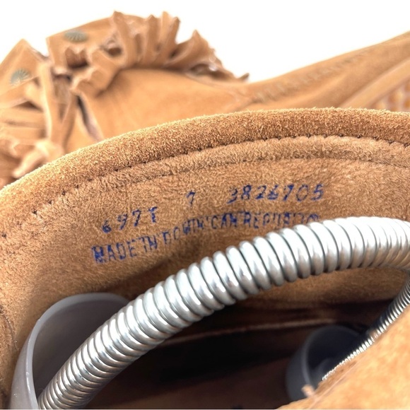 MINNETONKA Western Double Fringe Suede Taupe Brown Side Zip Ankle Bootie Boot - Picture 8 of 8